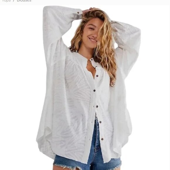 Free People Tops - Free People Can't Stop Dreaming Oversized button-down Tunic Size Medium